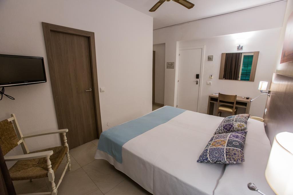 Hotel Tagomago San Antonio  Eksteriør bilde